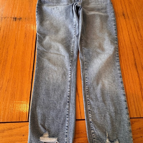 Time and Tru Light Blue Denim Jeans size 6 NWOT - Picture 2 of 5